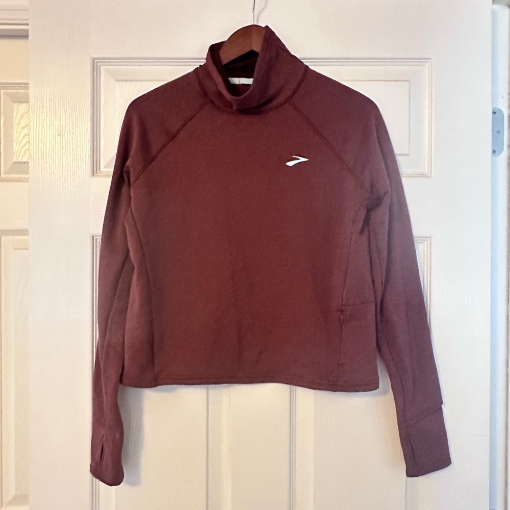 NWT Brooks Notch Thermal Long Sleeve Medium